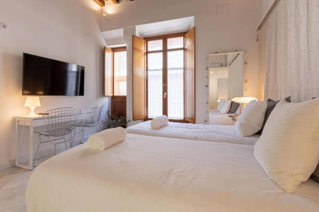 Hernando Colon Deluxe Suite By Valcambre Sevilla Buitenkant foto