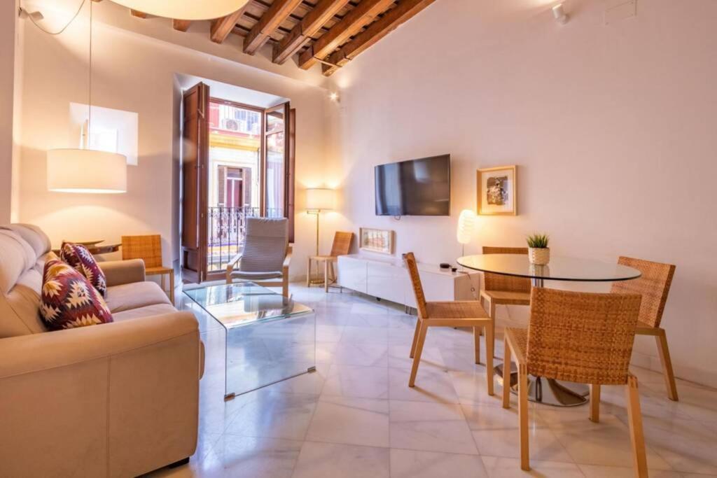 Hernando Colon Deluxe Suite By Valcambre Sevilla Buitenkant foto